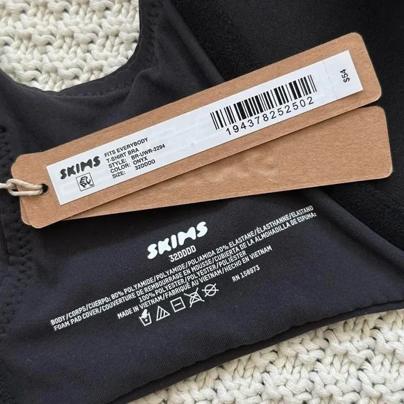 NWT SKIMS Classic Black Women's Bra - Picture 2 of 6